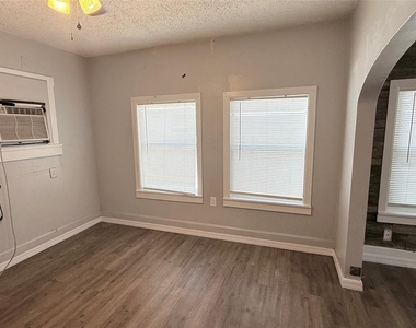 1933 47th Street S - Photo Thumbnail 8