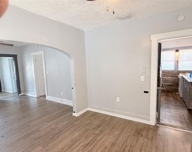 1933 47th Street S - Photo Thumbnail 7