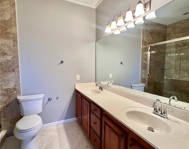 809 Harbor Oak Lane - Photo Thumbnail 19