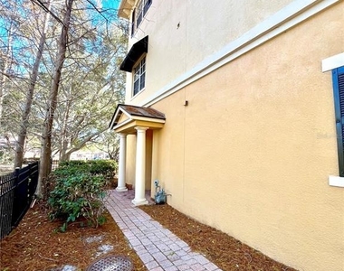 809 Harbor Oak Lane - Photo Thumbnail 2