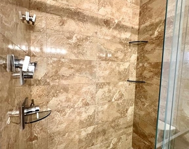 809 Harbor Oak Lane - Photo Thumbnail 21