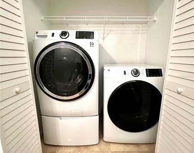 809 Harbor Oak Lane - Photo Thumbnail 6