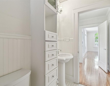 3120 S Julia Circle - Photo Thumbnail 13
