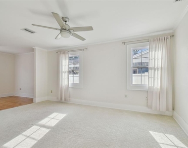 3120 S Julia Circle - Photo Thumbnail 14