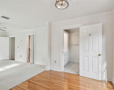 3120 S Julia Circle - Photo Thumbnail 21