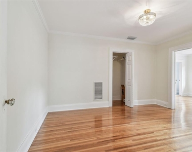 3120 S Julia Circle - Photo Thumbnail 23