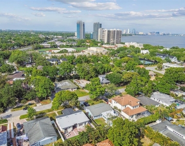 3120 S Julia Circle - Photo Thumbnail 48