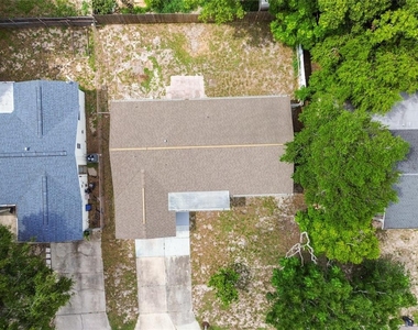 7721 Arbordale Drive - Photo Thumbnail 33