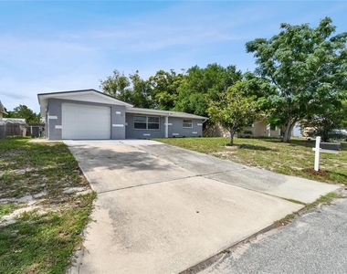 7721 Arbordale Drive - Photo Thumbnail 32