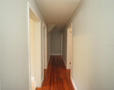 916 E 25th Avenue - Photo Thumbnail 12