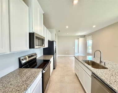 2467 White Ladyfish Road - Photo Thumbnail 5