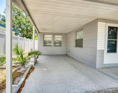 8086 28th Avenue N - Photo Thumbnail 13