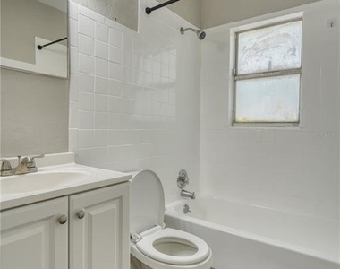 8086 28th Avenue N - Photo Thumbnail 9