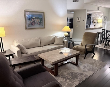 10263 Gandy Boulevard N - Photo Thumbnail 5