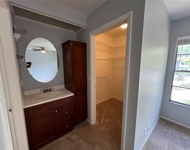 14627 Pine Glen Circle - Photo Thumbnail 11