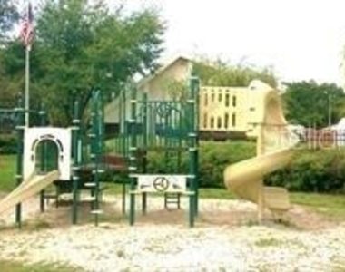 14627 Pine Glen Circle - Photo Thumbnail 28
