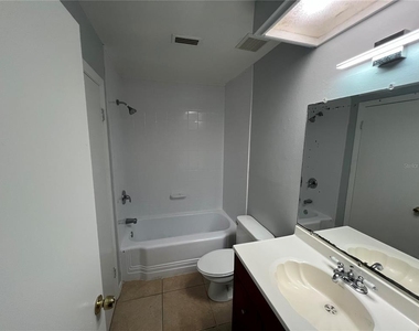 14627 Pine Glen Circle - Photo Thumbnail 12