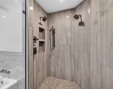 922 N Shore Drive Ne - Photo Thumbnail 15