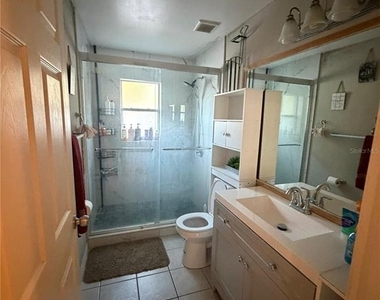 2618 Hawthorne Lane - Photo Thumbnail 12