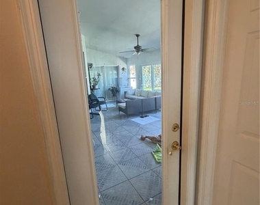 2618 Hawthorne Lane - Photo Thumbnail 16