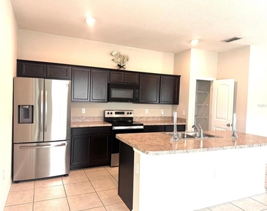 863 Hudson Valley Drive - Photo Thumbnail 11