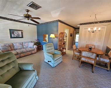 6 Quails Run Boulevard - Photo Thumbnail 4