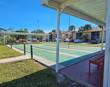 6 Quails Run Boulevard - Photo Thumbnail 14