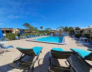 6 Quails Run Boulevard - Photo Thumbnail 15