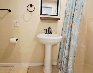 870 S Mccall Road - Photo Thumbnail 14