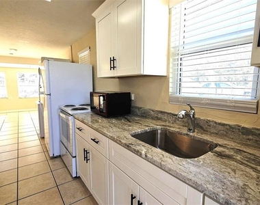 870 S Mccall Road - Photo Thumbnail 2