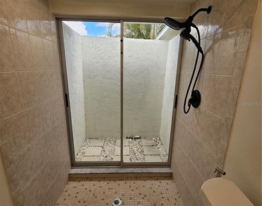 659 N Jefferson Avenue - Photo Thumbnail 13