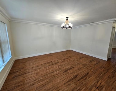 659 N Jefferson Avenue - Photo Thumbnail 5