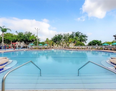 2306 Silver Palm Drive - Photo Thumbnail 45