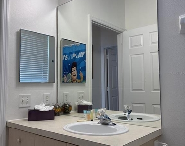 2306 Silver Palm Drive - Photo Thumbnail 27