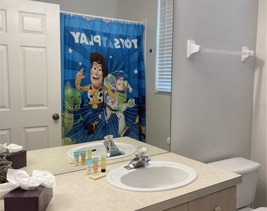 2306 Silver Palm Drive - Photo Thumbnail 25