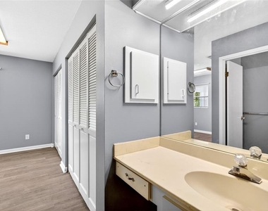 3423 Sw 27th Street - Photo Thumbnail 18