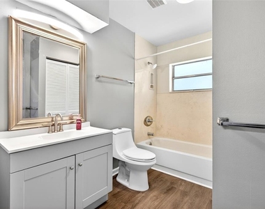 3423 Sw 27th Street - Photo Thumbnail 19