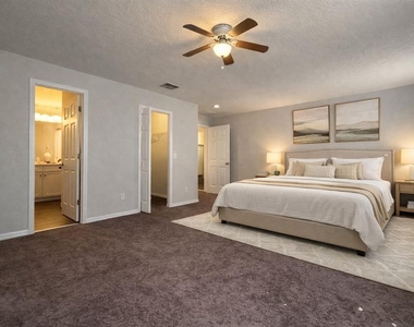 572 Cresting Oak Circle - Photo Thumbnail 11