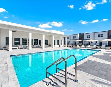 637 Trikomo Drive Drive - Photo Thumbnail 42