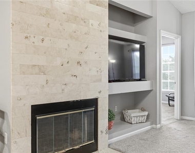 13001 Mulberry Park Drive - Photo Thumbnail 9