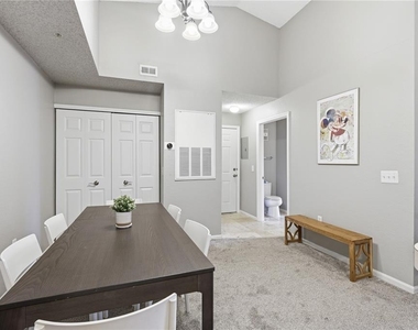 13001 Mulberry Park Drive - Photo Thumbnail 12