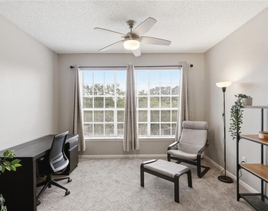 13001 Mulberry Park Drive - Photo Thumbnail 8