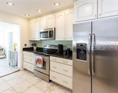 1571 Magnolia Avenue - Photo Thumbnail 11