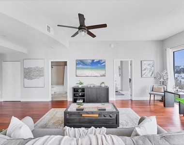 525 E Jackson Street - Photo Thumbnail 7