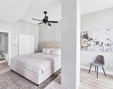 525 E Jackson Street - Photo Thumbnail 23