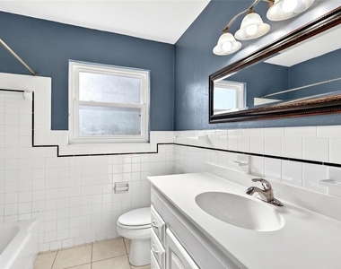 2622 Sw 35th Avenue - Photo Thumbnail 8