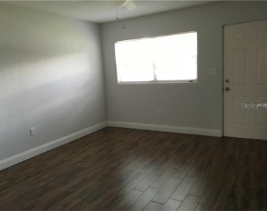 508 Varsity Street - Photo Thumbnail 2