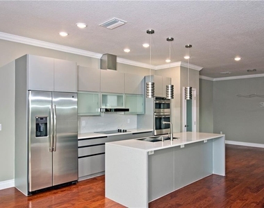 1927 Greenbriar Terrace - Photo Thumbnail 5