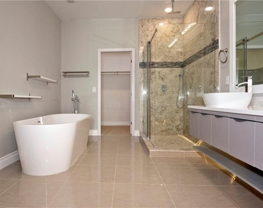1927 Greenbriar Terrace - Photo Thumbnail 11