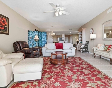 8921 Lake Drive - Photo Thumbnail 3